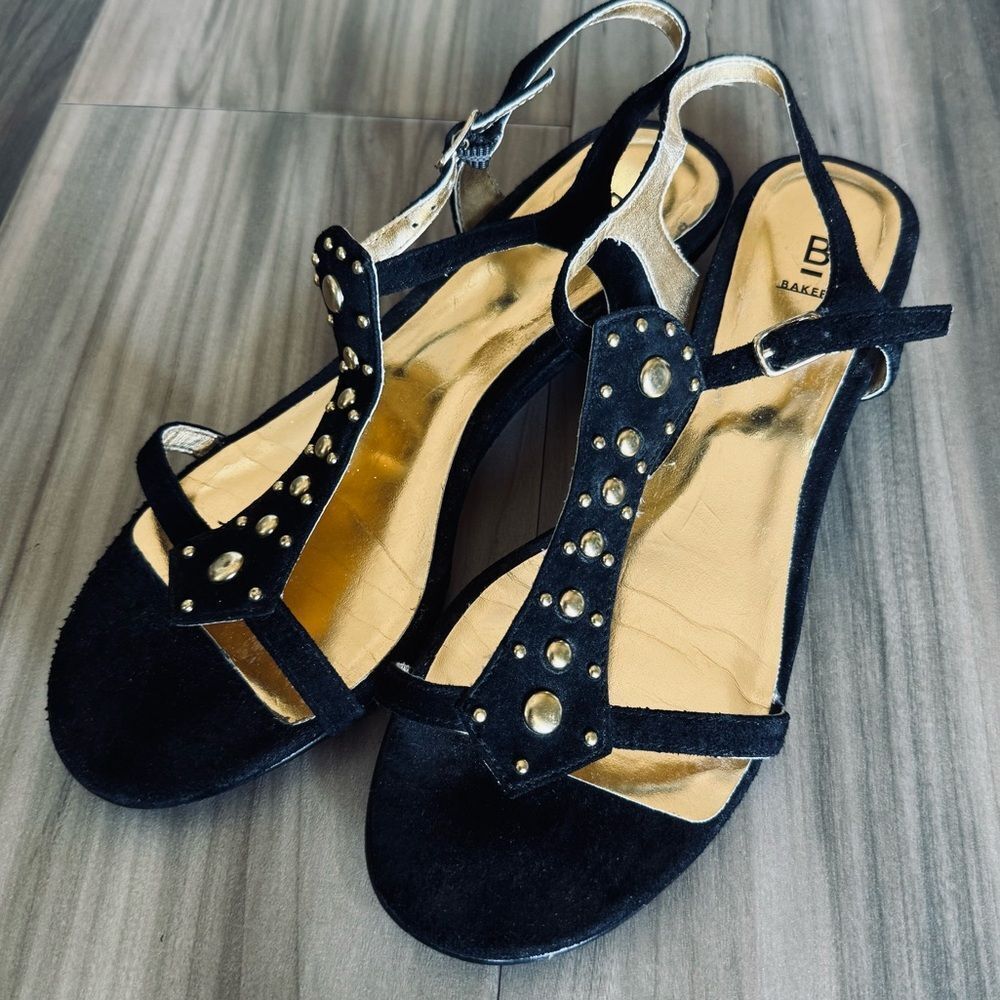 Bakers Black Suede Leather Gold Stud Sandals 8.5